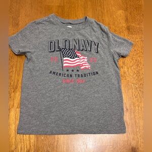 Boys Old Navy Flag Shirt Size XS (5)